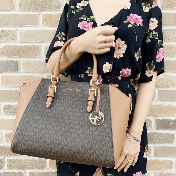 Gaby’sBags👜💕Michael Kors Large wallet Brown MK - Picture 7 of 7